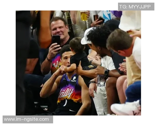 库兹马回忆初次与科比共进晚餐的震撼瞬间如同摩西分红海般神圣 库兹马回忆初次与科比共进晚餐的震撼瞬间如同摩西分红海般神圣