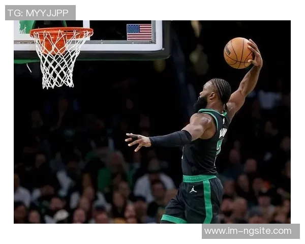 杰伦布朗谈球队成长阶段表示将全力支持队友减轻压力